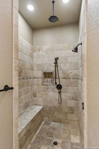 18872 Helotes Rdg, Helotes, TX 78023