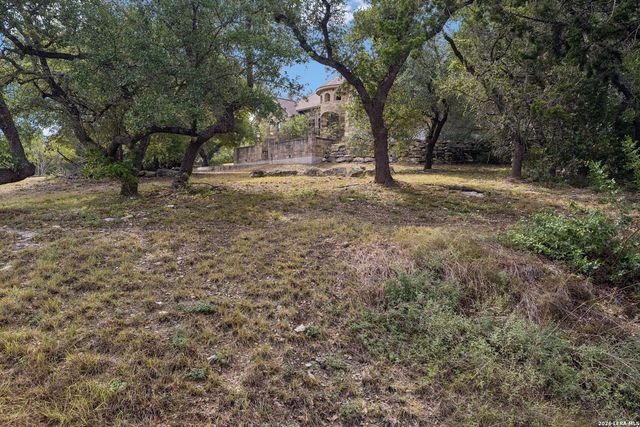 18872 Helotes Rdg, Helotes, TX 78023
