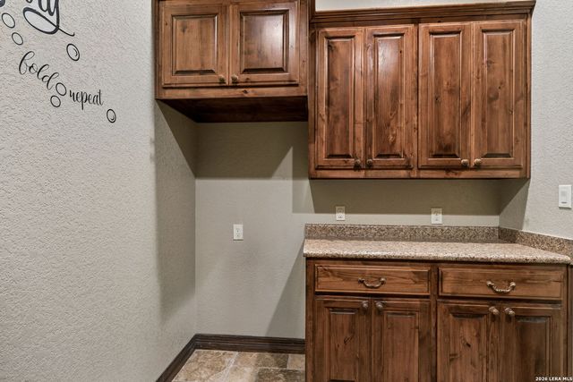 18872 Helotes Rdg, Helotes, TX 78023