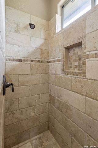 18872 Helotes Rdg, Helotes, TX 78023