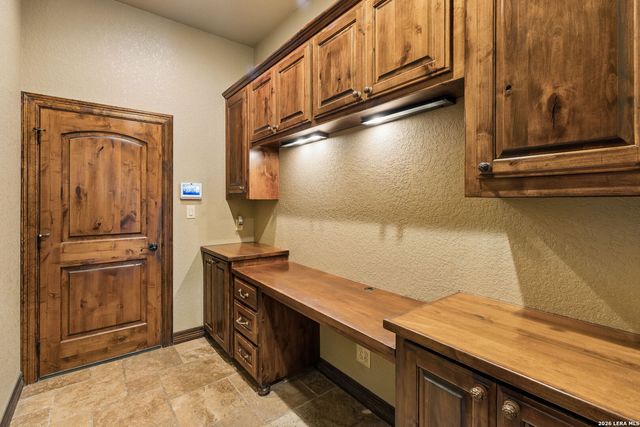 18872 Helotes Rdg, Helotes, TX 78023