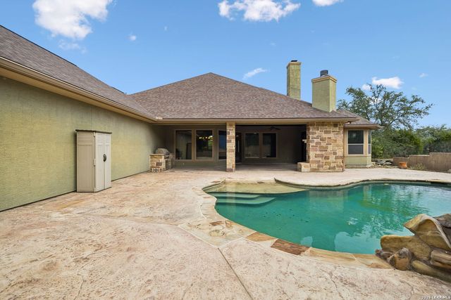 18872 Helotes Rdg, Helotes, TX 78023