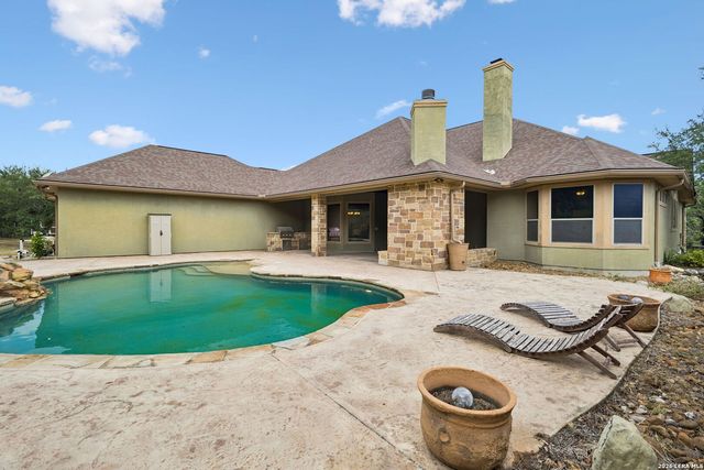 18872 Helotes Rdg, Helotes, TX 78023