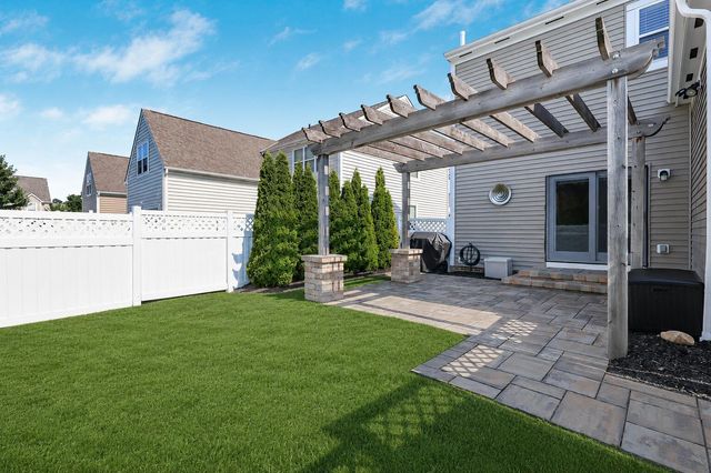 681 Woodbend Drive, Westerville, OH 43082