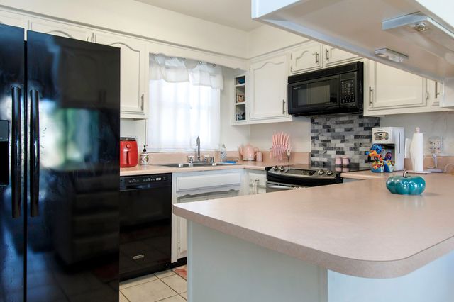 3300 Saint Andrews Drive SE, Rio Rancho, NM 87124