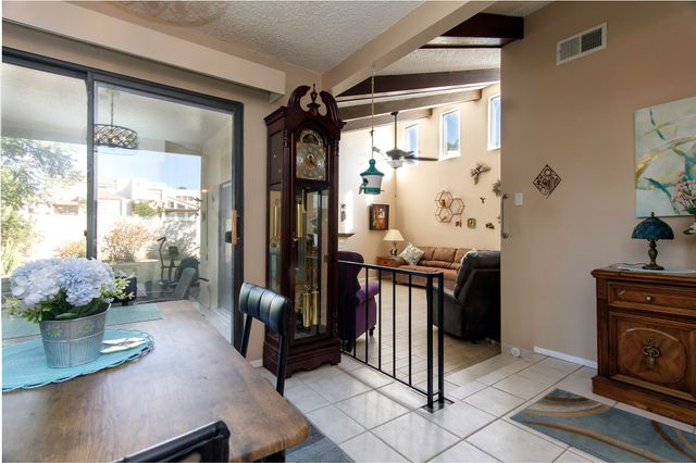 3300 Saint Andrews Drive SE, Rio Rancho, NM 87124