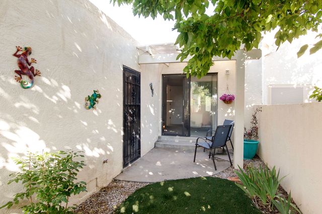 3300 Saint Andrews Drive SE, Rio Rancho, NM 87124