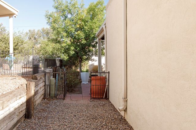 3300 Saint Andrews Drive SE, Rio Rancho, NM 87124