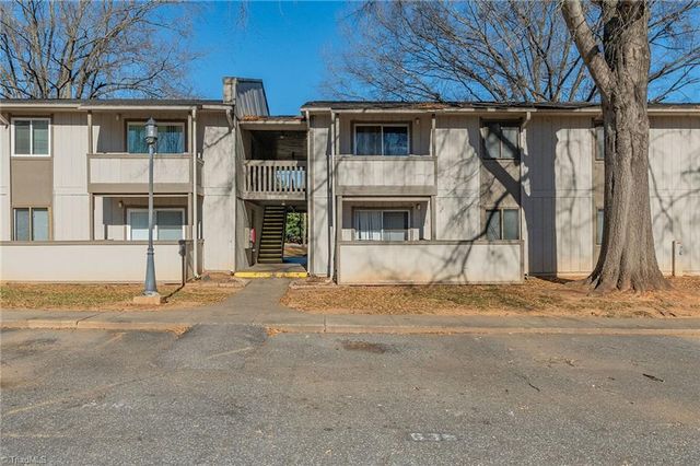 2240 Sunderland Road 65N, Winston-salem, NC 27103