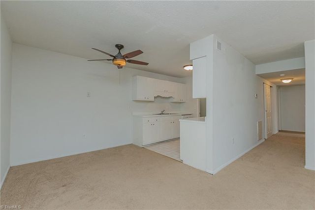 2240 Sunderland Road 65N, Winston-salem, NC 27103