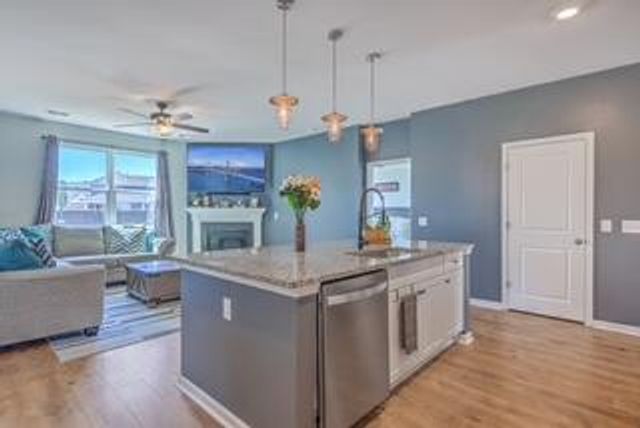 215 Shortmarsh Street, Summerville, SC 29486