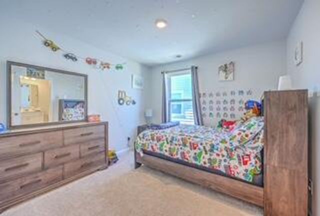 215 Shortmarsh Street, Summerville, SC 29486
