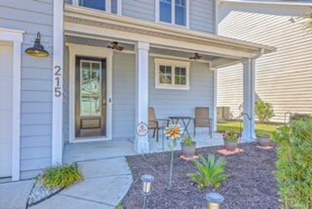 215 Shortmarsh Street, Summerville, SC 29486