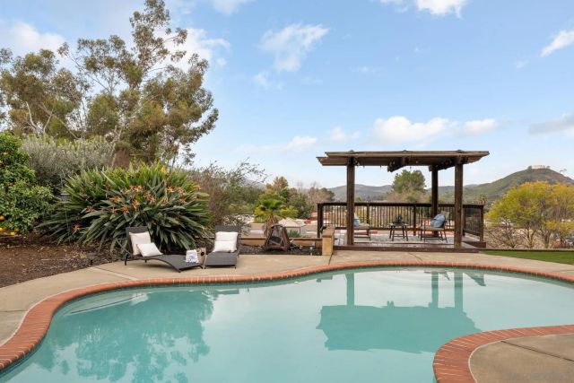 1975 Julianna St, El Cajon, CA 92019