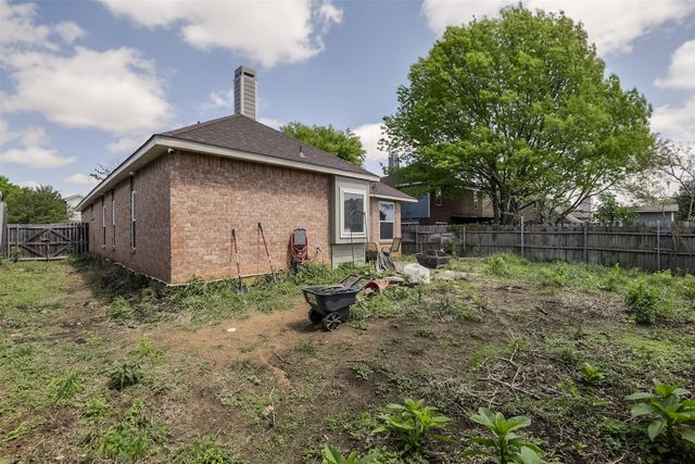 2729 Clovermeadow Drive, Fort Worth, TX 76123