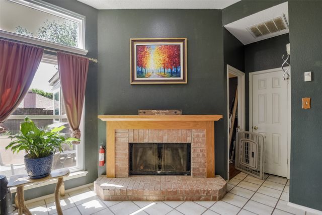 2729 Clovermeadow Drive, Fort Worth, TX 76123