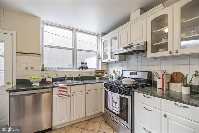 1646 S 13TH ST, Philadelphia, PA 19148