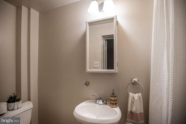 1646 S 13TH ST, Philadelphia, PA 19148