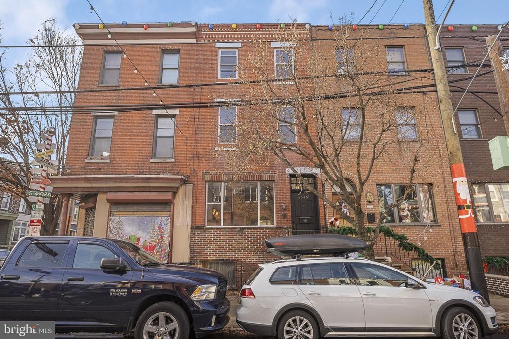 1646 S 13TH ST, Philadelphia, PA 19148