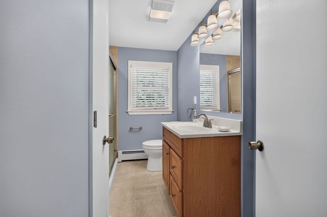 7 Madeline Rd, Tewksbury, MA 01876