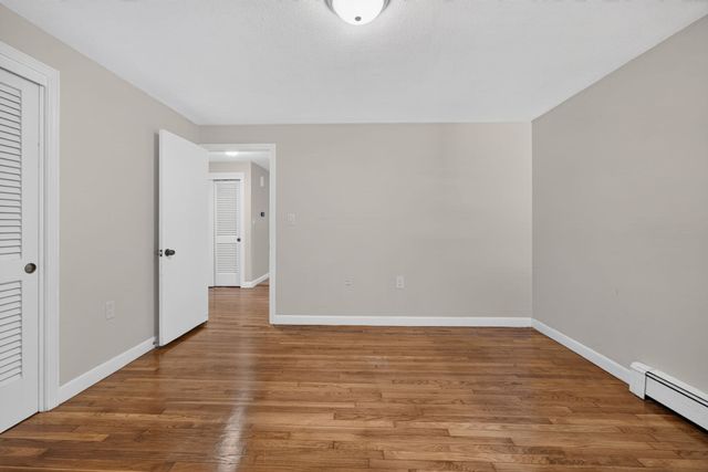 7 Madeline Rd, Tewksbury, MA 01876