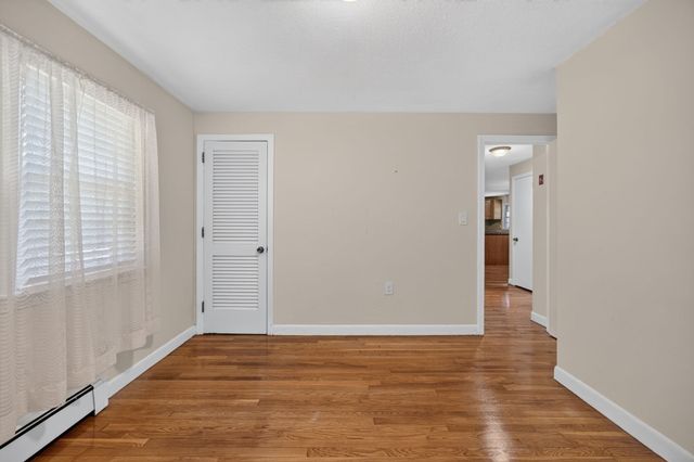 7 Madeline Rd, Tewksbury, MA 01876