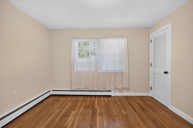 7 Madeline Rd, Tewksbury, MA 01876