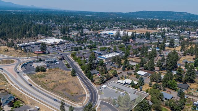 20186 Old Murphy Road APT 3, Bend, OR 97702