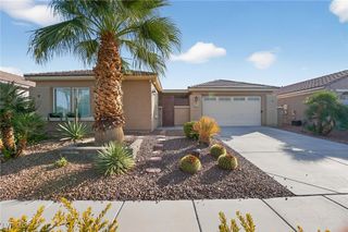 8224 Imperial Lakes Street, Las Vegas, NV 89131