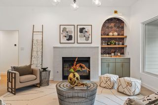 5609 Barker Ridge DR, Austin, TX 78759