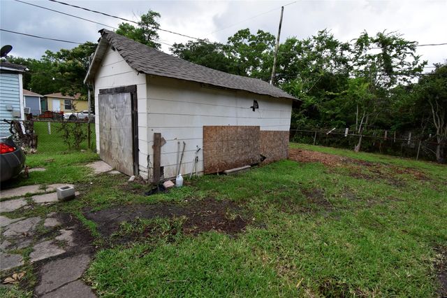 6229 Clover Ridge Street, Houston, TX 77087