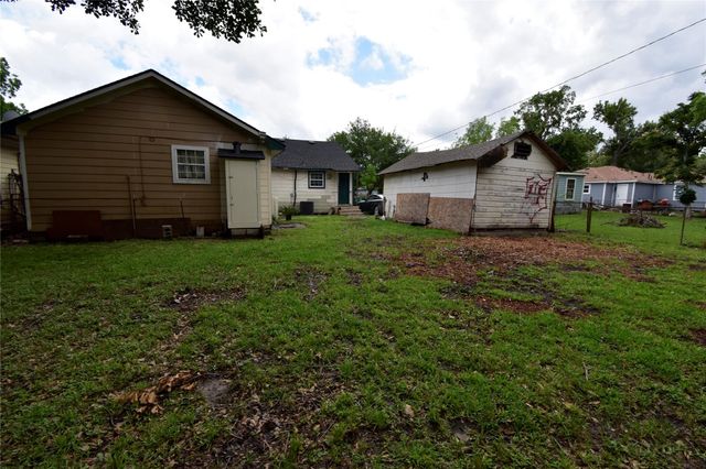 6229 Clover Ridge Street, Houston, TX 77087