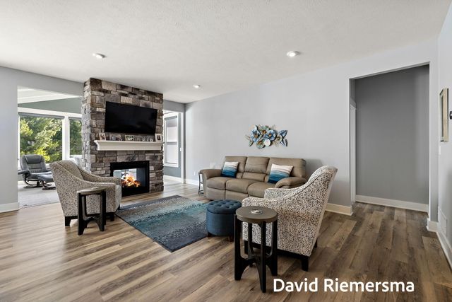 14692 Pine Dew Drive 15, Grand Haven, MI 49417