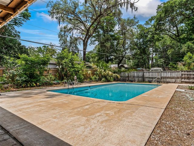 2510 NW 30TH TERRACE, Gainesville, FL 32605