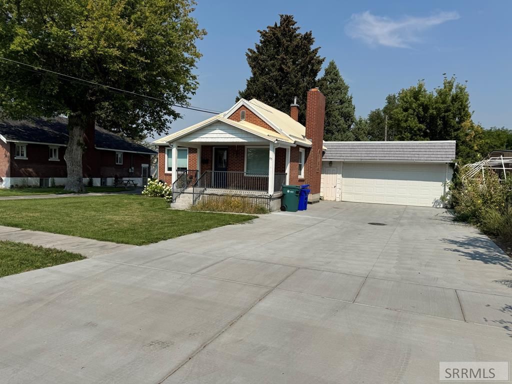 65 E 2nd N, Rexburg, ID 83440