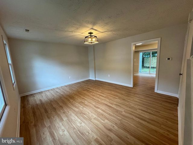 5140 REDBUD RD, Fredericksburg, VA 22407