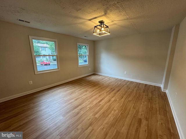 5140 REDBUD RD, Fredericksburg, VA 22407