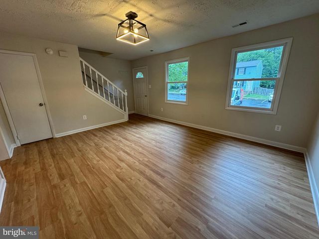 5140 REDBUD RD, Fredericksburg, VA 22407