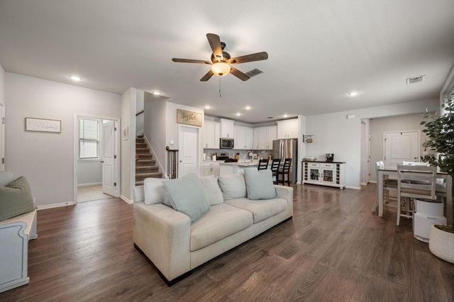 117 Glocken LN, Kyle, TX 78640