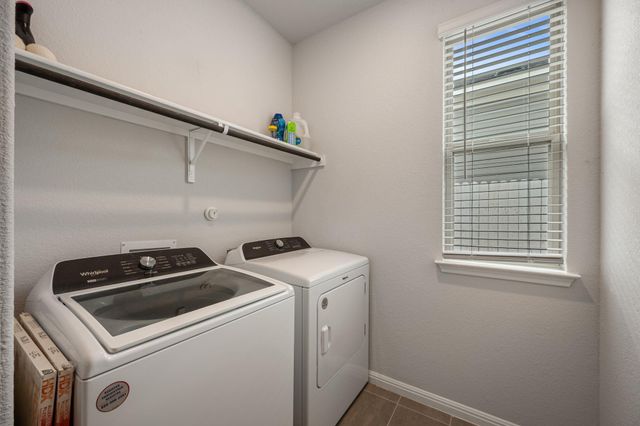 117 Glocken LN, Kyle, TX 78640