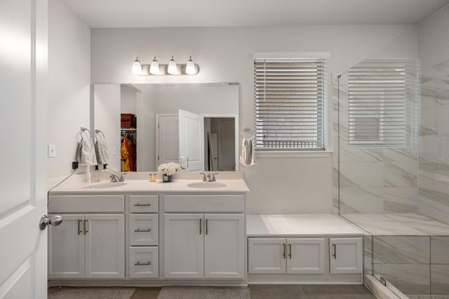 117 Glocken LN, Kyle, TX 78640