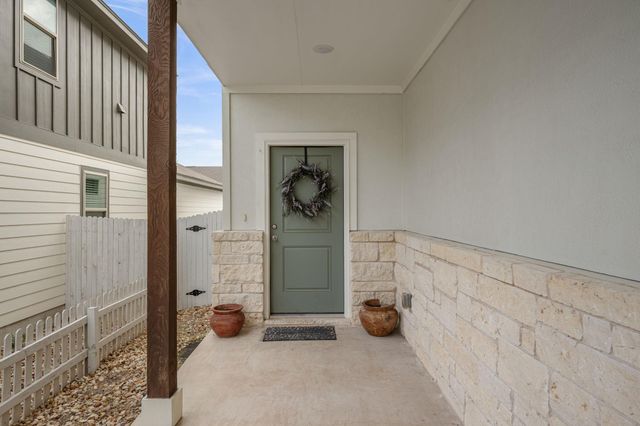 117 Glocken LN, Kyle, TX 78640