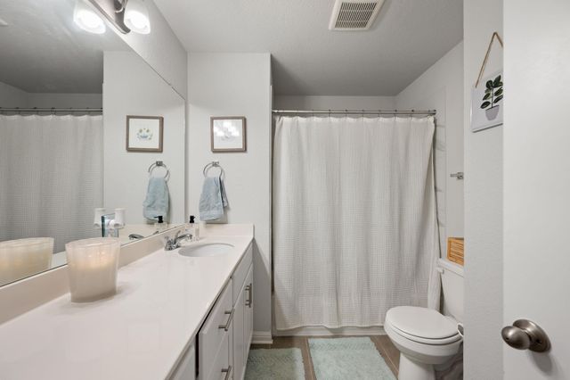 117 Glocken LN, Kyle, TX 78640