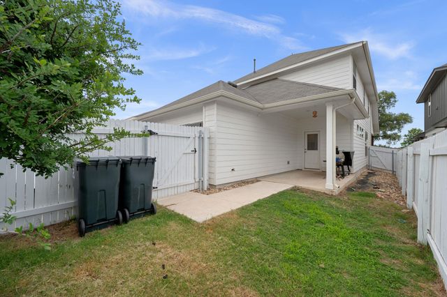 117 Glocken LN, Kyle, TX 78640