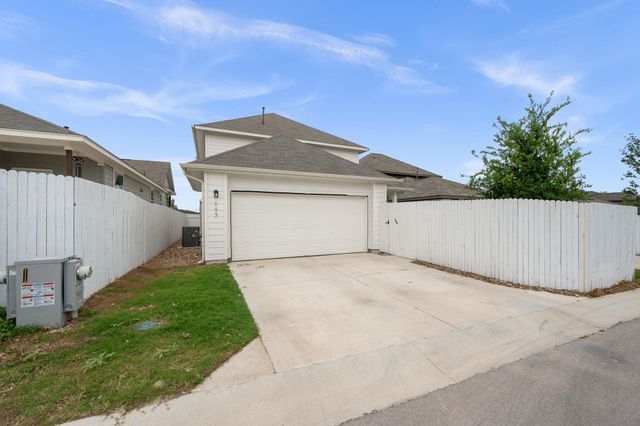 117 Glocken LN, Kyle, TX 78640