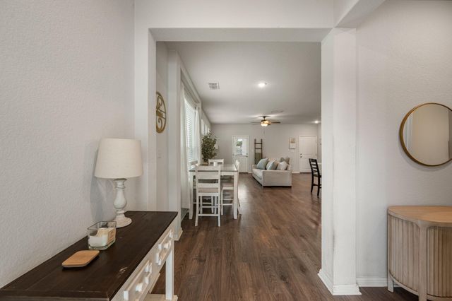 117 Glocken LN, Kyle, TX 78640