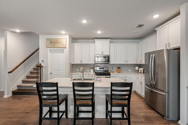 117 Glocken LN, Kyle, TX 78640