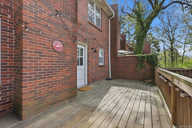 507 Cambridge Place Drive, Little Rock, AR 72227