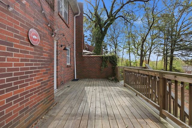 507 Cambridge Place Drive, Little Rock, AR 72227