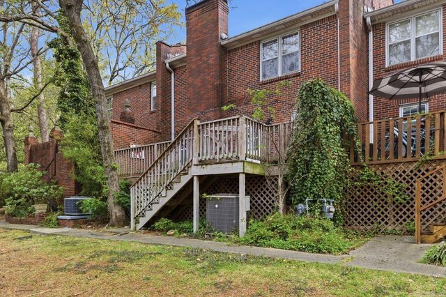 507 Cambridge Place Drive, Little Rock, AR 72227